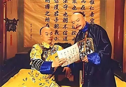 上朝吃瓜的官姐免费阅读全文,上朝吃瓜官姐的传奇人生  第3张